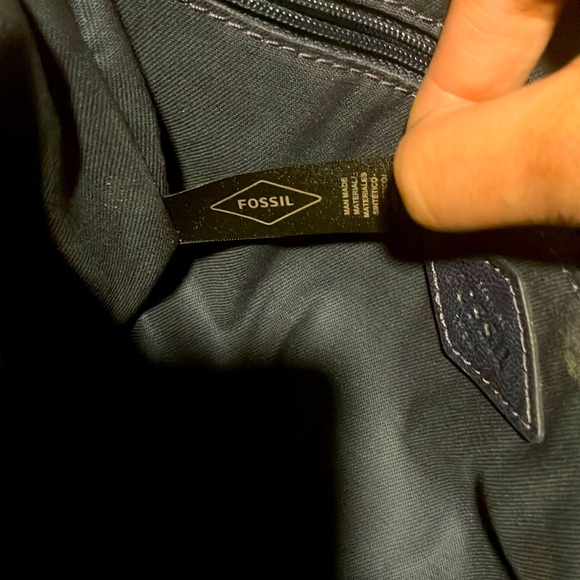 FOSSIL EMMA NAVY POLKA DOT CROSSBODY BAG WITH  KEY FOB - Picture 6 of 9